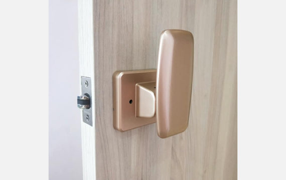 Door Closers & Accessories