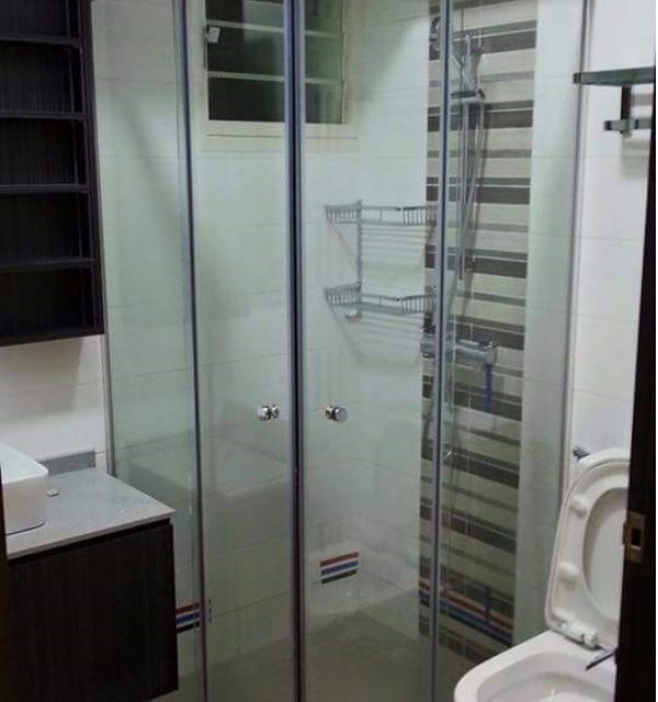 l-shape-glass-showerscreen