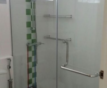 Buy wall to wall glass shower screen from My Digital Lock. Call 9067 7990