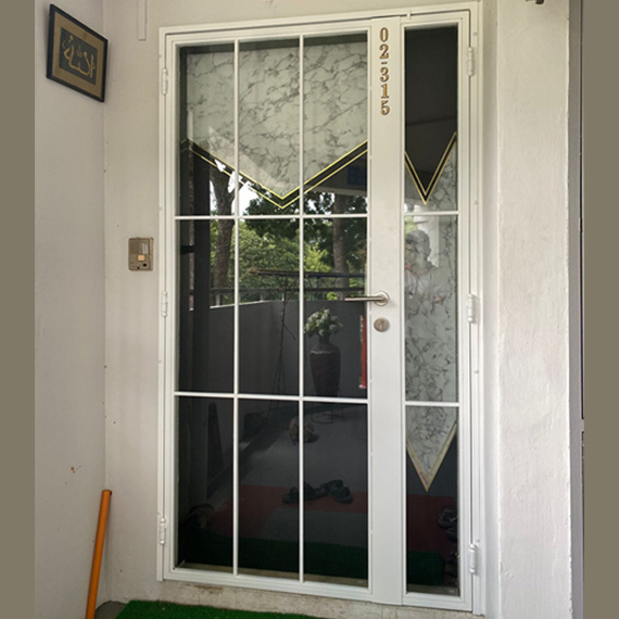 Designer HDB Glass Gate 4x7 Feet