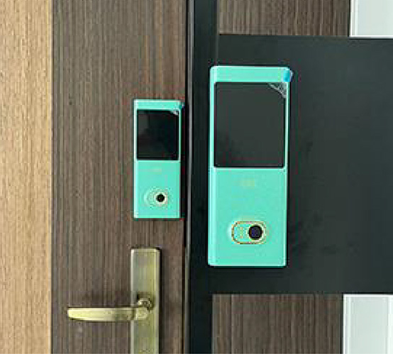 MDL - Epic-7G-Smartphone-Digital-lock-Door-and-Gate-Lock-Bundle-Two