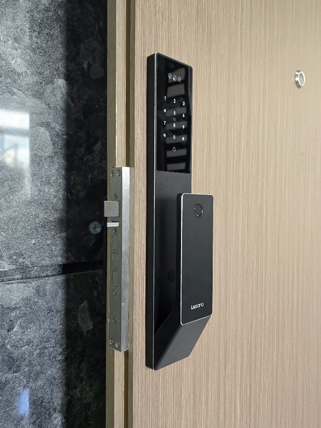 Lusano Space X Smart Lock