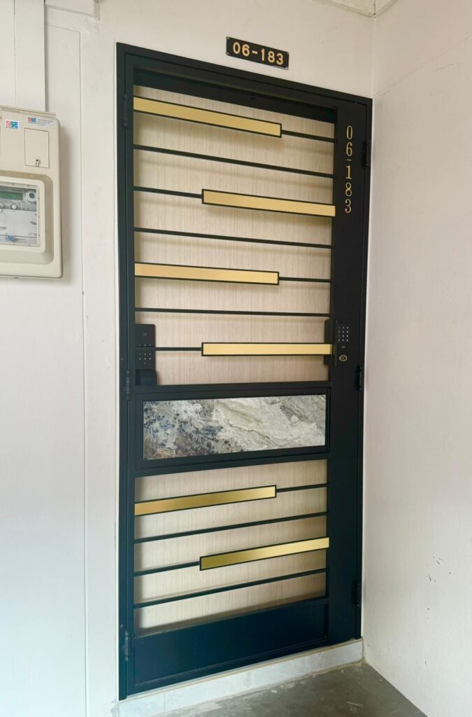 Kato 2K Gold Leather Gate