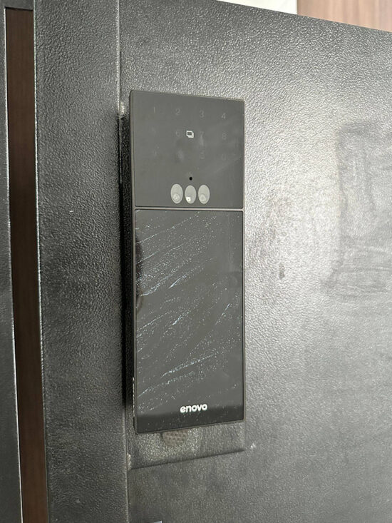 Lenovo-F3-Ultra-Gate-Digital-Lock