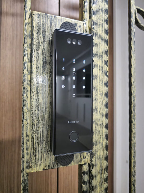 Lusano-Space-X-Smart-Door-Lock-Mika-Black