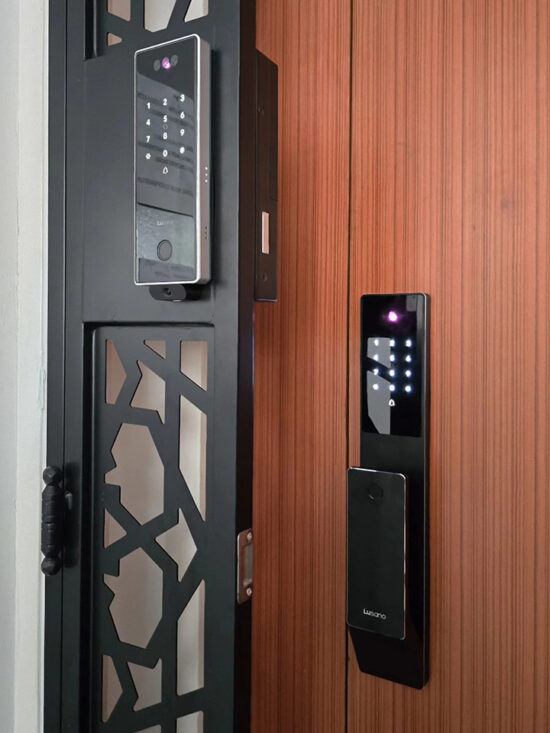Lusano-Space-X-Smart-Door-Lock-Mika-Black