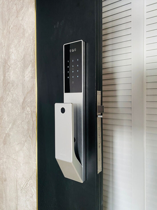 MyDigitalLock - Lusano-Space-X-Smart-Door-Lock-Titanium-Cool-White